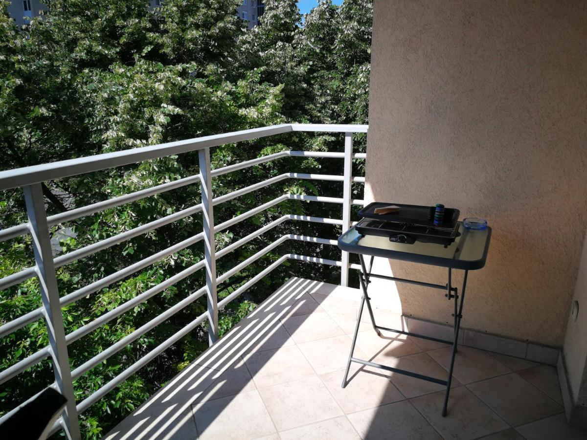 Vörösmarty Apartman Miskolc - Belváros - downtown Esterno foto