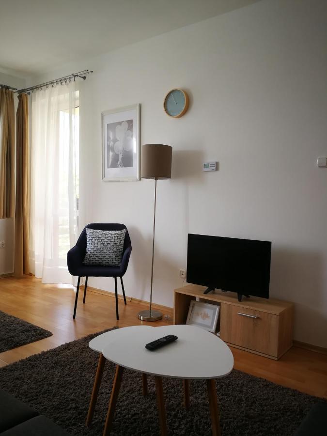 Vörösmarty Apartman Miskolc - Belváros - downtown Esterno foto